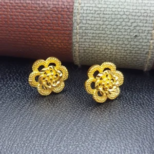 Gold polish Earring